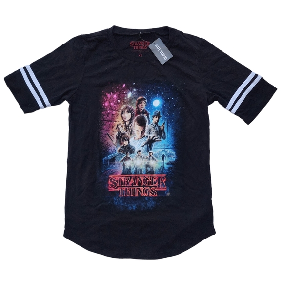 Hot Topic Stranger Things Raglan Tee - Picture 7 of 7